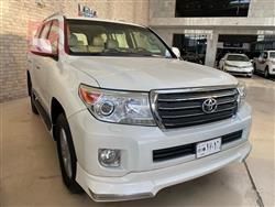 تويوتا لاندكروزر